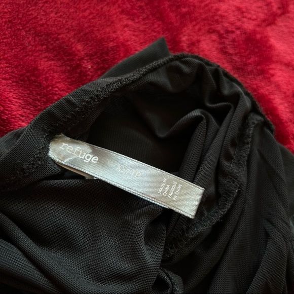 Blackβmesh coverΒ up mini skirt - Picture 4 of 5